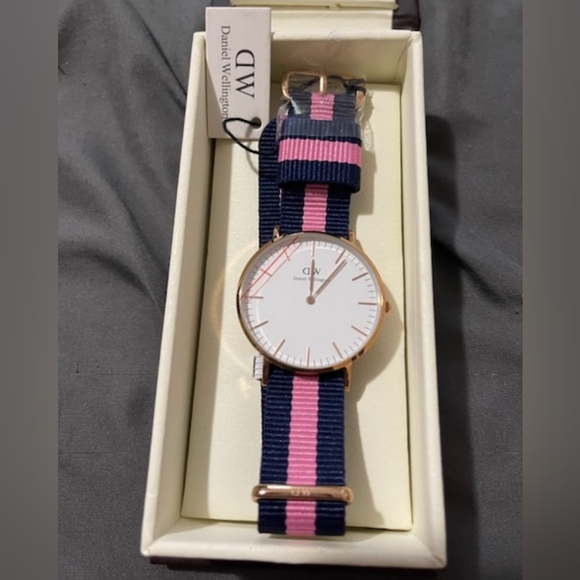 Watch - Picture 2 of 3